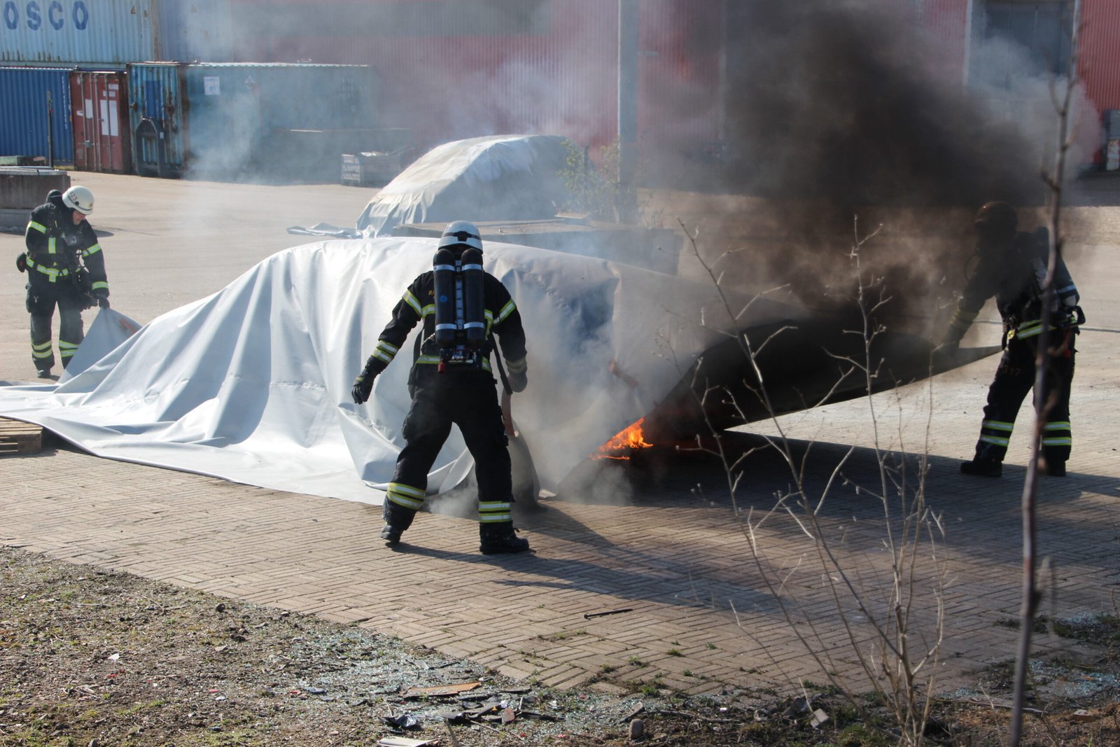 VLITEX Fire Blanket STANDARD 19.6' x 26' (6m x 8m) - Image 5